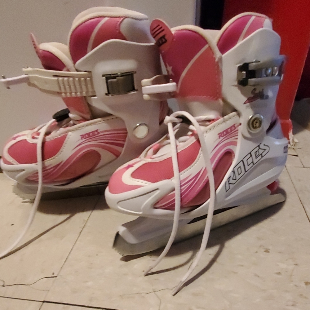 Adjustable Ice Skates